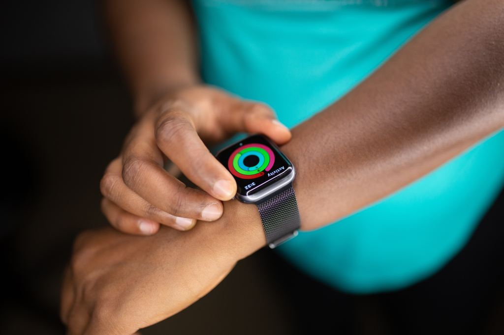How to Use Your Apple Watch To Achieve Your Weight Management Goals